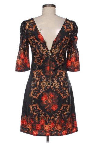 Kleid Yumi, Größe S, Farbe Mehrfarbig, Preis 42,99 €