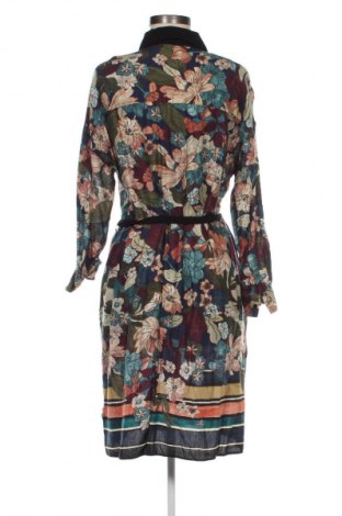 Kleid Zara, Größe M, Farbe Mehrfarbig, Preis 17,22 €