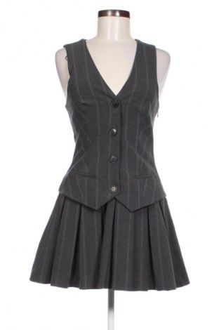 Kleid Zara, Größe M, Farbe Mehrfarbig, Preis 31,00 €