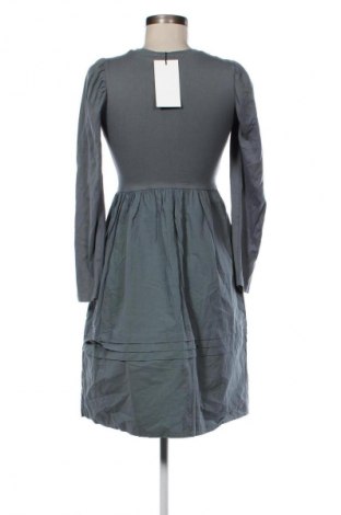 Рокля Zara, Размер S, Цвят Сив, Цена 77,00 лв.