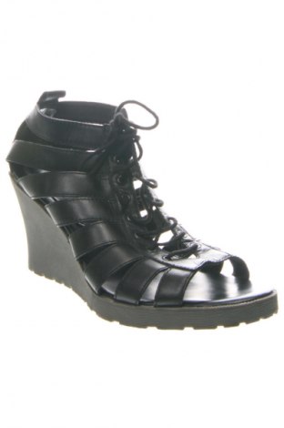 Sandale Dr. Martens, Mărime 41, Culoare Negru, Preț 311,16 Lei