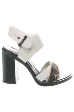 Sandalen Navvi, Größe 35, Farbe Mehrfarbig, Preis 27,90 €