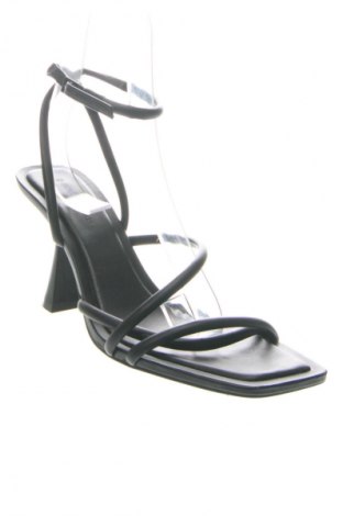 Sandale Stradivarius, Mărime 40, Culoare Negru, Preț 98,66 Lei