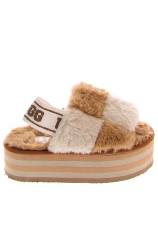 Сандали UGG Australia, Размер 38, Цвят Многоцветен, Цена 128,08 лв.