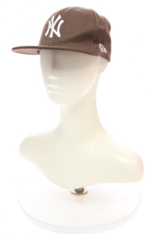 Căciulă New Era, Culoare Maro, Preț 65,99 Lei