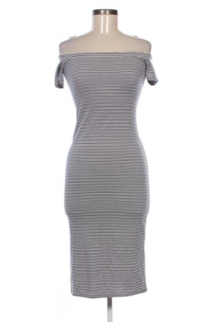 Latzkleid Bershka, Größe M, Farbe Mehrfarbig, Preis € 9,99