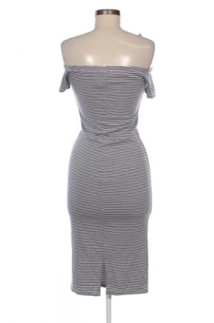 Latzkleid Bershka, Größe M, Farbe Mehrfarbig, Preis € 9,99