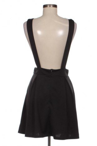 Latzkleid SHEIN, Größe M, Farbe Schwarz, Preis 14,71 €