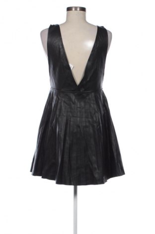Sukienka Zara, Rozmiar S, Kolor Czarny, Cena 88,99 zł