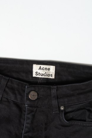 Дамски дънки Acne Studios, Размер XS, Цвят Черен, 98% памук, 2% еластан, Цена 110,25 лв.