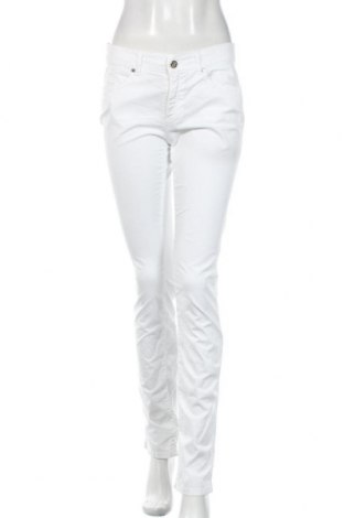 Дамски панталон Versace Jeans, Размер M, Цвят Бял, 98% памук, 2% еластан, Цена 150,15 лв.