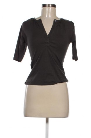 Γυναικεία μπλούζα Acne, Μέγεθος S, Χρώμα Γκρί, Τιμή 56,41 €