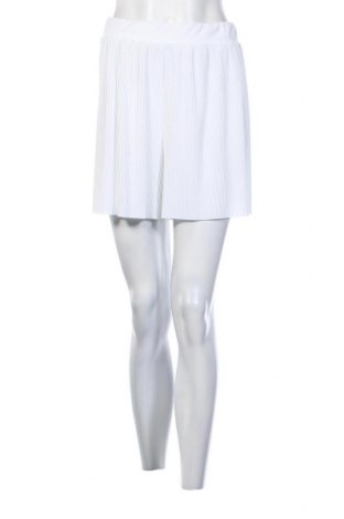 Γυναικείο κοντό παντελόνι Guido Maria Kretschmer for About You, Μέγεθος M, Χρώμα Λευκό, Τιμή 28,26 €