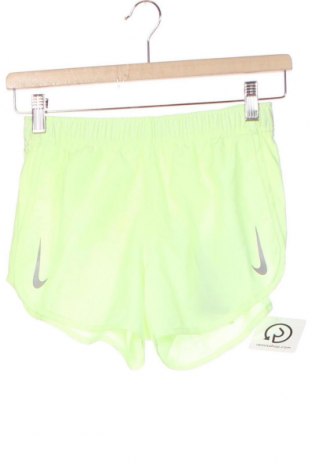 Дамски къс панталон Nike, Размер XS, Цвят Зелен, Цена 92,00 лв.