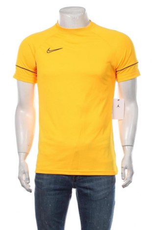 Мъжка тениска Nike, Размер M, Цвят Жълт, Цена 52,80 лв.