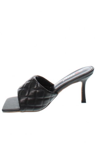 Papuci Seastar, Mărime 40, Culoare Negru, Preț 73,98 Lei
