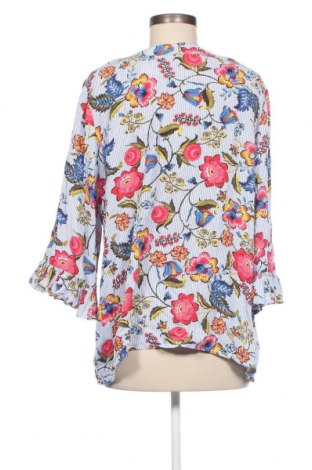 Дамска блуза, Размер M, Цвят Многоцветен, Цена 9,12 лв.
