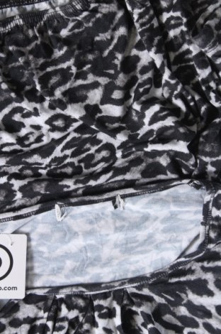 Γυναικεία μπλούζα, Μέγεθος 3XL, Χρώμα Πολύχρωμο, Τιμή 15,21 €