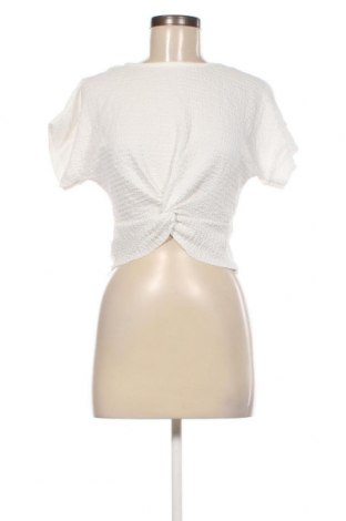 Дамска блуза, Размер M, Цвят Бял, Цена 15,50 лв.