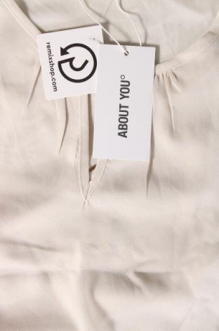 Γυναικεία μπλούζα About You, Μέγεθος S, Χρώμα Εκρού, Τιμή 5,22 €
