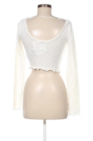 Damen Shirt Bershka, Größe S, Farbe Weiß, Preis 6,23 €