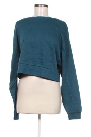 Damen Shirt Bershka, Größe M, Farbe Blau, Preis 2,64 €