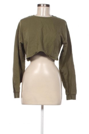 Γυναικεία μπλούζα Bershka, Μέγεθος M, Χρώμα Πράσινο, Τιμή 2,35 €