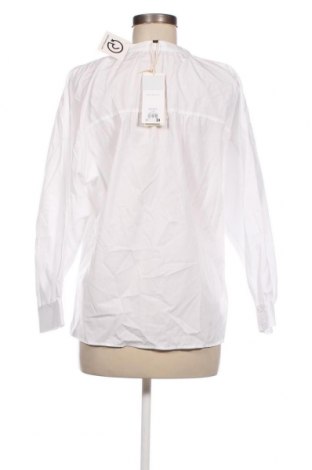 Дамска блуза Caroll, Размер S, Цвят Бял, Цена 54,00 лв.