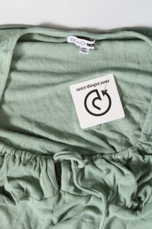 Damen Shirt Fashion nova, Größe XS, Farbe Grün, Preis 3,70 €