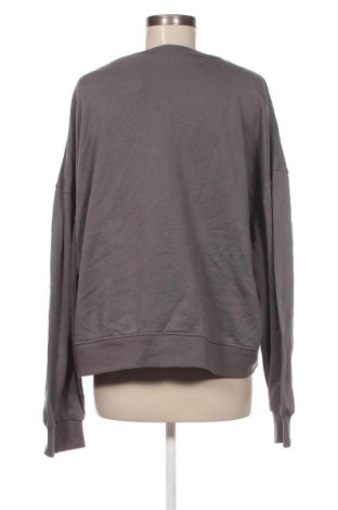 Дамска блуза H&M Divided, Размер XL, Цвят Сив, Цена 9,50 лв.
