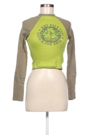 Дамска блуза Jennyfer, Размер S, Цвят Зелен, Цена 11,16 лв.
