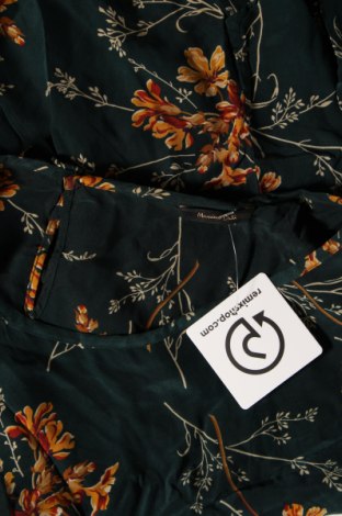 Дамска блуза Massimo Dutti, Размер S, Цвят Зелен, Цена 48,00 лв.