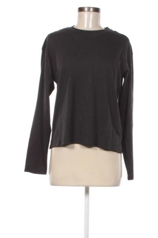 Damen Shirt Monki, Größe XS, Farbe Grau, Preis 7,48 €