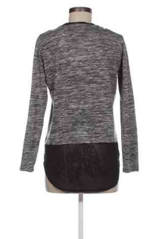 Γυναικεία μπλούζα Mshll Girl, Μέγεθος L, Χρώμα Γκρί, Τιμή 4,80 €