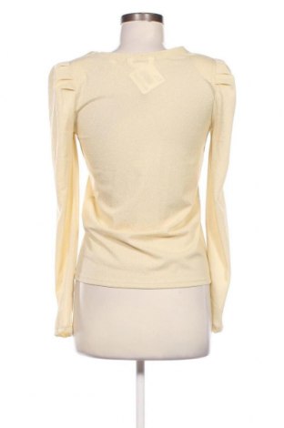 Дамска блуза Naf Naf, Размер M, Цвят Екрю, Цена 15,40 лв.
