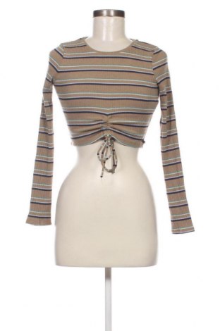 Damen Shirt Pull&Bear, Größe M, Farbe Mehrfarbig, Preis € 5,29
