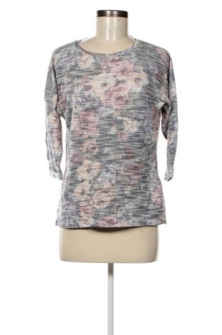 Дамска блуза Pull&Bear, Размер S, Цвят Многоцветен, Цена 4,56 лв.