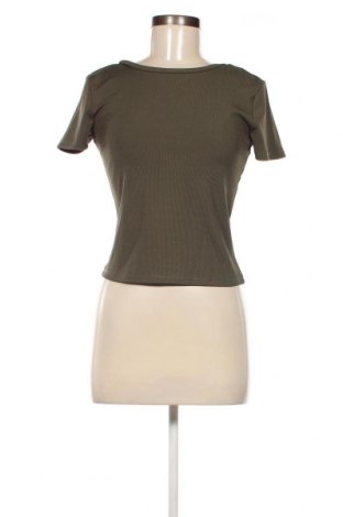 Дамска блуза Reserved, Размер M, Цвят Зелен, Цена 8,55 лв.