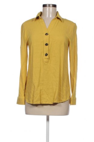Дамска блуза Reserved, Размер M, Цвят Жълт, Цена 9,97 лв.