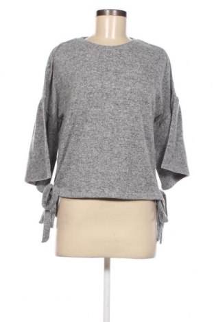 Damen Shirt Sinsay, Größe S, Farbe Grau, Preis 4,38 €