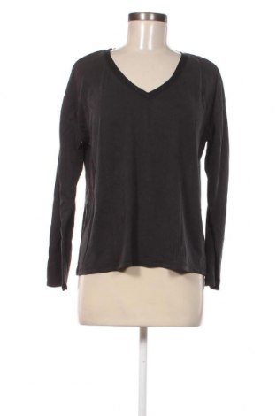 Γυναικεία μπλούζα Soaked In Luxury, Μέγεθος L, Χρώμα Γκρί, Τιμή 9,80 €