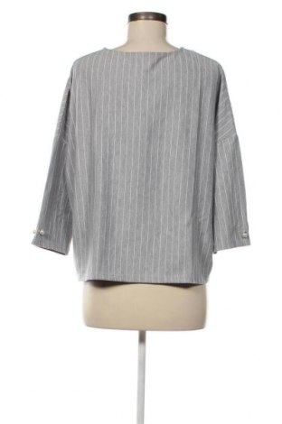 Damen Shirt Stradivarius, Größe L, Farbe Grau, Preis € 13,22