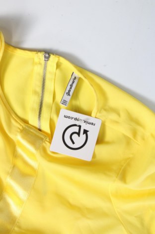 Γυναικεία μπλούζα Stradivarius, Μέγεθος S, Χρώμα Κίτρινο, Τιμή 4,52 €