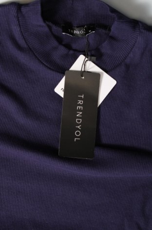 Дамска блуза Trendyol, Размер M, Цвят Син, Цена 15,40 лв.
