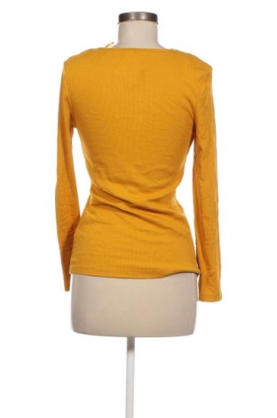 Дамска блуза Tu, Размер M, Цвят Оранжев, Цена 3,80 лв.