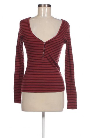 Γυναικεία μπλούζα VILA, Μέγεθος M, Χρώμα Κόκκινο, Τιμή 2,72 €