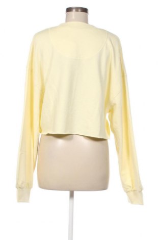 Дамска блуза Weekday, Размер L, Цвят Жълт, Цена 9,20 лв.