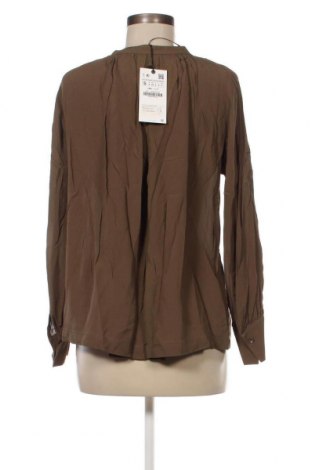 Damen Shirt Zara, Größe S, Farbe Grün, Preis 16,17 €