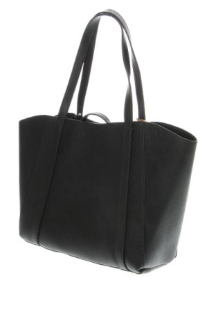 Дамска чанта Guess, Цвят Черен, Цена 265,00 лв.
