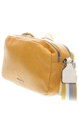 Дамска чанта Tamaris, Цвят Жълт, Цена 44,97 лв.